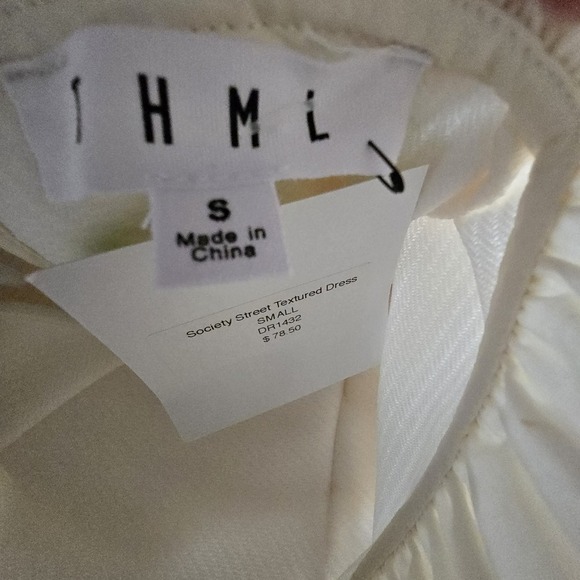 T. H. M. L Society Street Textured Dress‎ Cream Puffy Sleeve Size Small - Picture 4 of 5